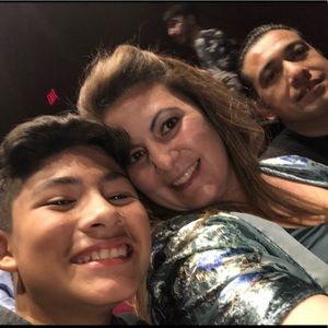 Meet your Posher, Lori